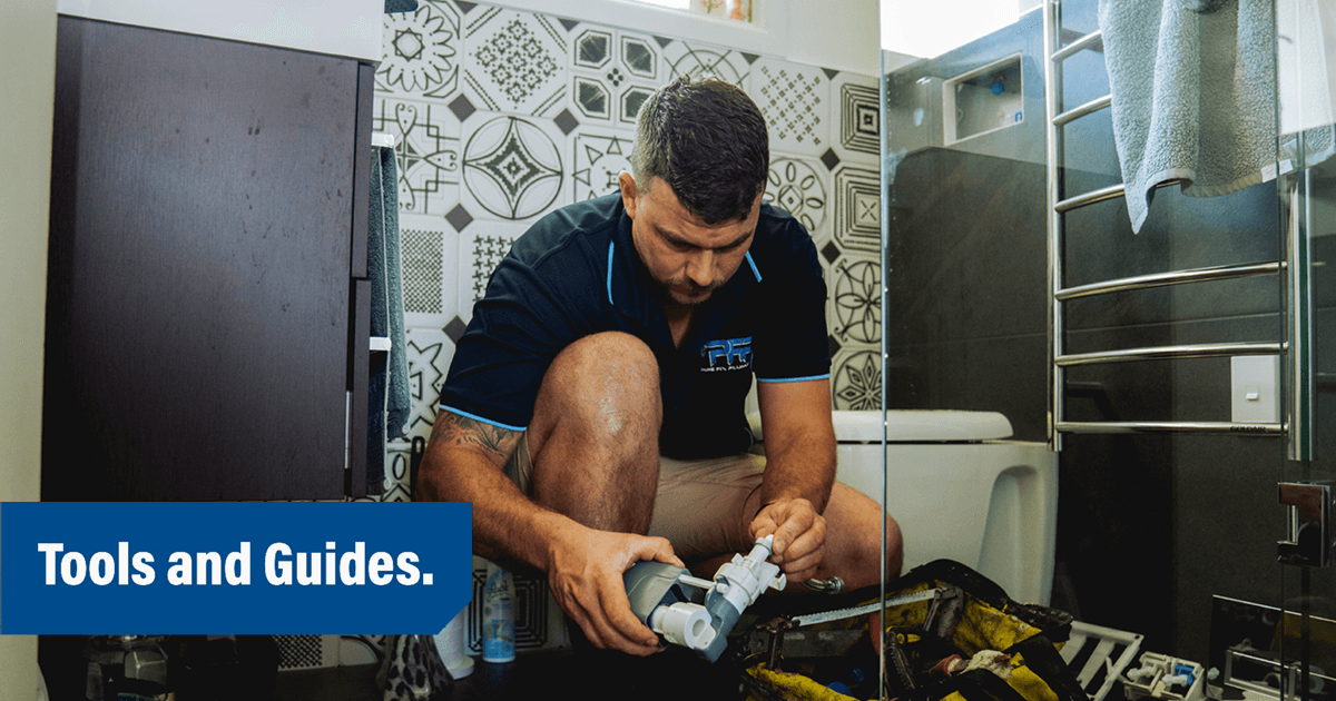 Blog_Social Media Ideas for Plumbers_Cover